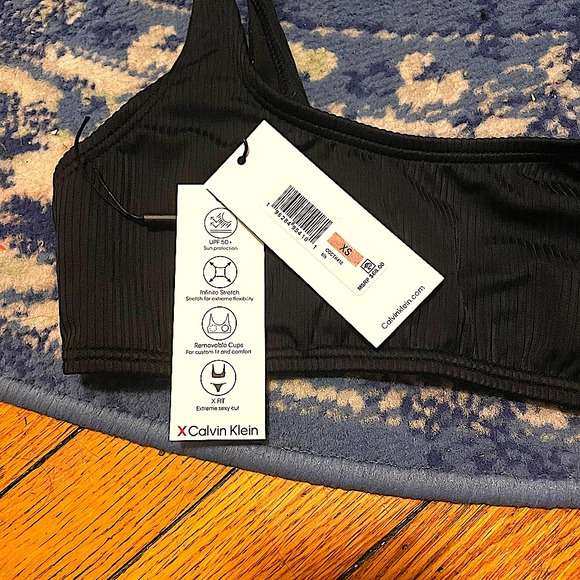 NWT Calvin Klein Ribbed Bikini Top - Picture 4 of 11